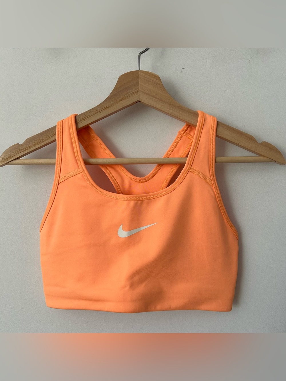 NIKE ORANGE SPORTS BRA SIZE S